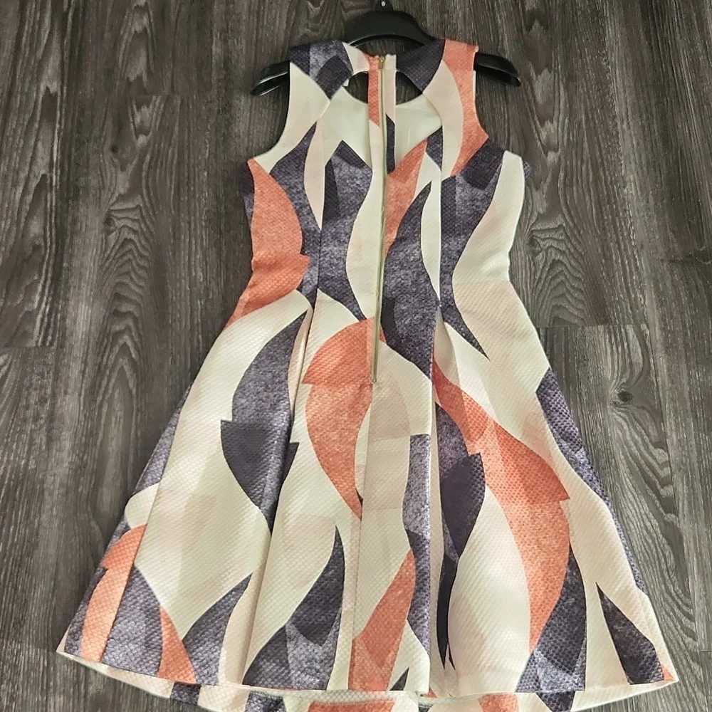 H&M Geometric Print Black, White Brown Dress Size 8 - Picture 4 of 5